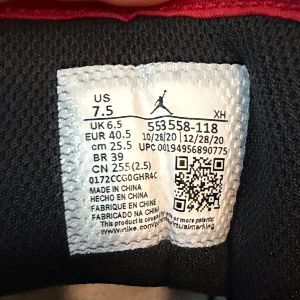 Nike Air Jordan 1 Low Men’s 7.5 Red Black White - Picture 12 of 13